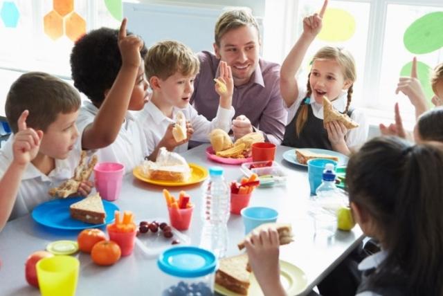Mensa scolastica 2021/2022 - Consegna buoni pasto
